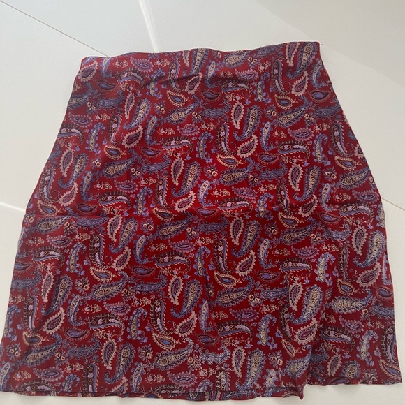 Evan Skirt - Sunmer 2023 Acacia - Picture 4 of 4